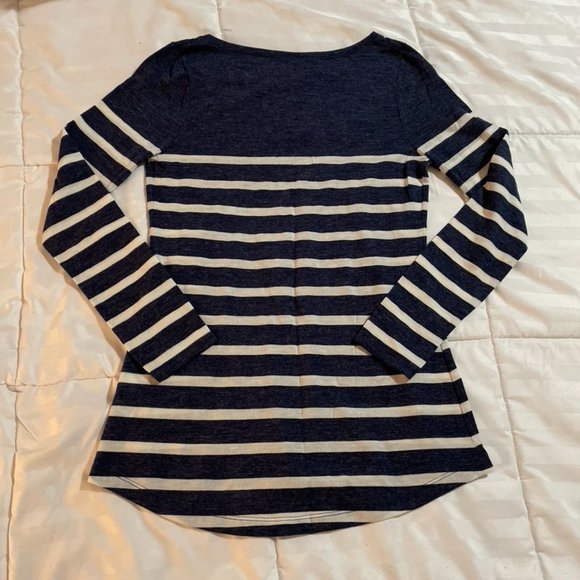 🧡 Old Navy Tunic Long Sleeve Tee Blue White Small - Picture 2 of 4